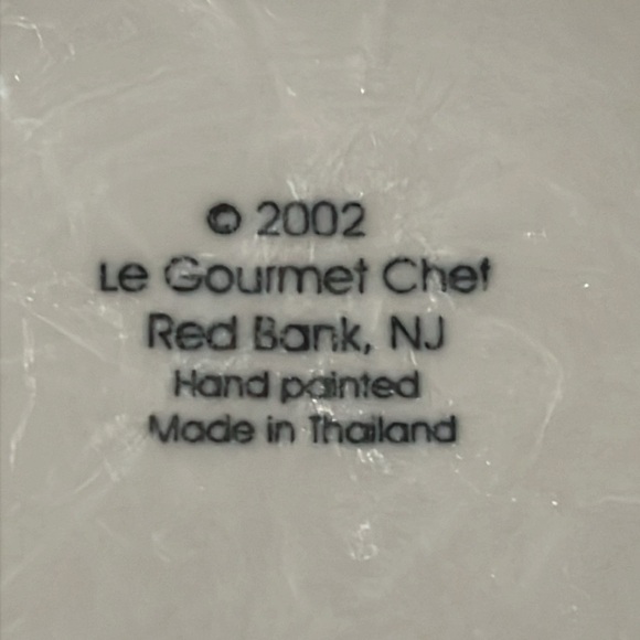 Large Le Gourmet Chef Handpainted Holiday Coffee Mug with Skating Snowman - Picture 7 of 7